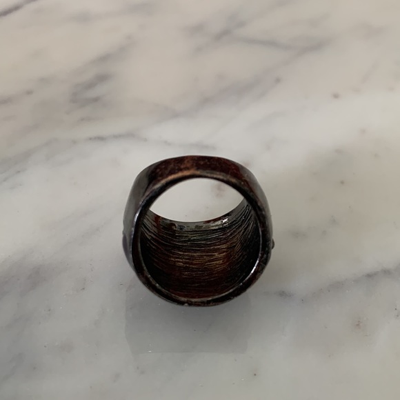 3/$25 ⭐️ Gunmetal Ring with Resin and Rhinestones Size 6 - Picture 3 of 3